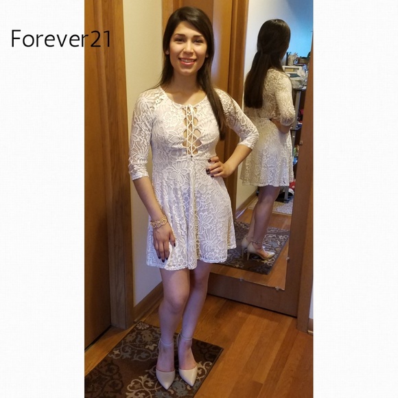 Forever 21 Dresses & Skirts - F21 Sweet Lace Dress